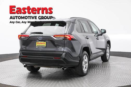 2021 Toyota RAV4 Hybrid LE