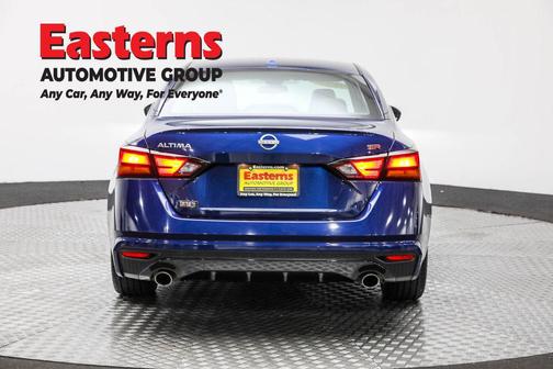 2023 Nissan Altima SR FWD