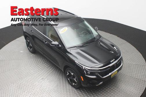 Fusion Black 2024 Kia Seltos EX