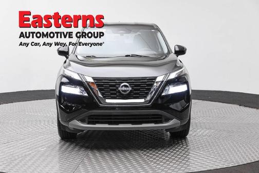 Super Black 2023 Nissan Rogue SV