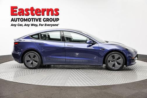 Deep Blue Metallic 2023 Tesla Model 3 Standard Range