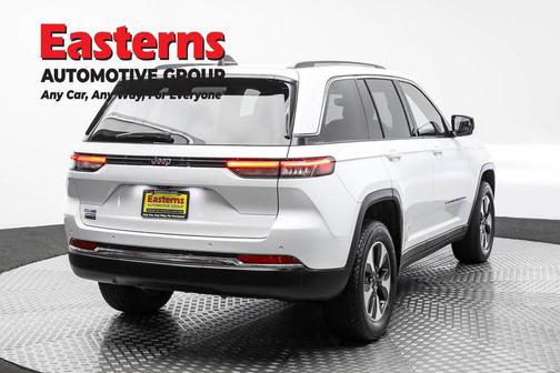 2023 Jeep Grand Cherokee 4xe Base