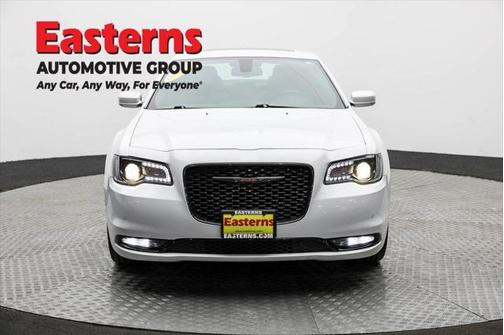 2022 Chrysler 300 S