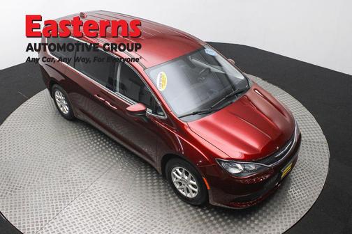 2020 Chrysler Voyager LX