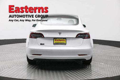 2022 Tesla Model 3 Standard Range