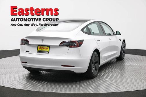 2022 Tesla Model 3 Standard Range