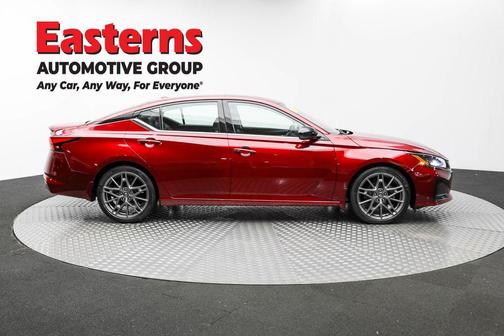 2023 Nissan Altima SR VC-Turbo FWD
