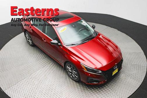 2023 Nissan Altima SR VC-Turbo FWD