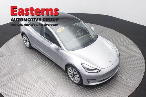 Silver 2018 Tesla Model 3 Long Range