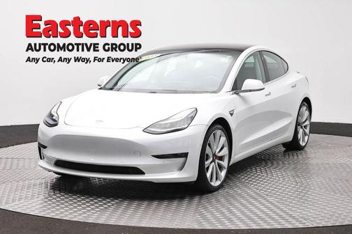 Pearl White Multi-Coat 2019 Tesla Model 3 Long Range