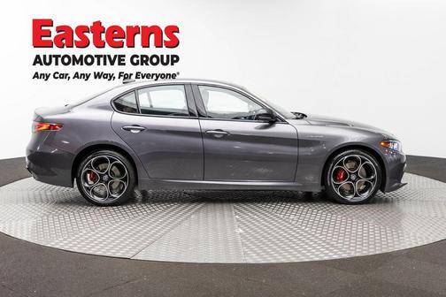 Vesuvio Gray Metallic 2024 Alfa Romeo Giulia Veloce AWD
