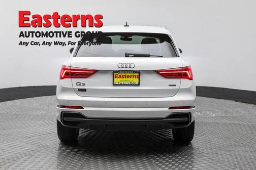 2023 Audi Q3 Premium 45 TFSI S line quattro Tiptronic