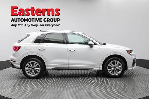 2023 Audi Q3 Premium 45 TFSI S line quattro Tiptronic