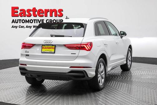 2023 Audi Q3 Premium 45 TFSI S line quattro Tiptronic