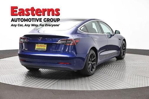 Deep Blue Metallic 2018 Tesla Model 3 Long Range