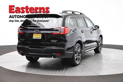 Crystal Black Silica 2023 Subaru Ascent Limited 7-Passenger
