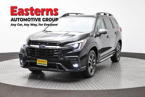 Crystal Black Silica 2023 Subaru Ascent Limited 7-Passenger