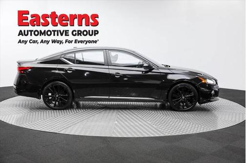 2022 Nissan Altima SR FWD