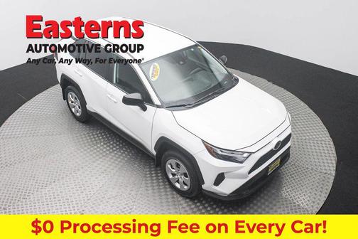 Ice 2023 Toyota RAV4 LE