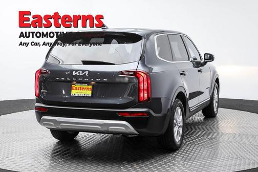 2022 Kia Telluride LX