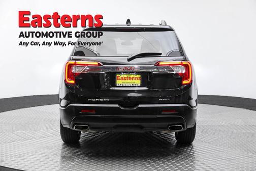 2023 GMC Acadia AWD SLT