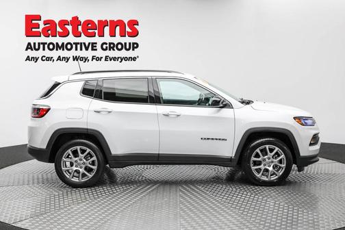 2022 Jeep Compass Latitude Lux