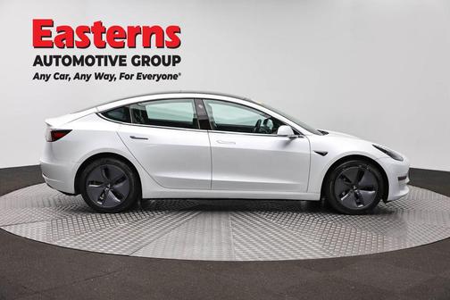 Pearl White Multi-Coat 2019 Tesla Model 3 Long Range