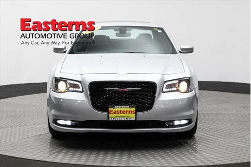 2023 Chrysler 300 S