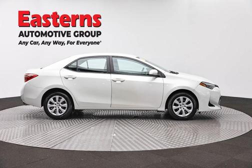 Blizzard Pearl 2019 Toyota Corolla LE