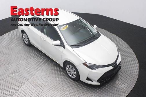 Blizzard Pearl 2019 Toyota Corolla LE