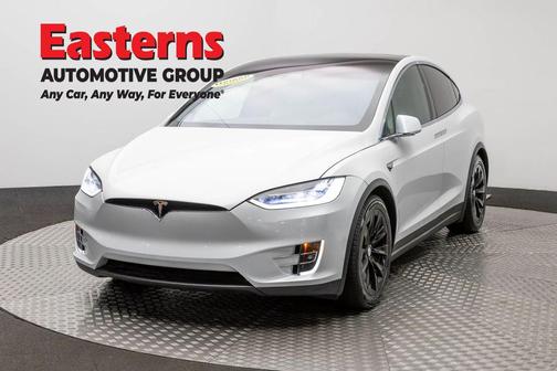 Pearl White Multi-Coat 2018 Tesla Model X 75D