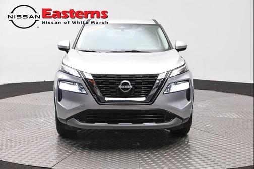 Brilliant Silver Metallic 2023 Nissan Rogue SV