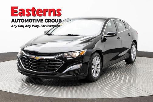 Mosaic Black Metallic 2023 Chevrolet Malibu FWD 1LT
