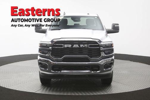 Silver Zynith 2026 RAM 2500 Big Horn Crew Cab 4x4 6'4' Box