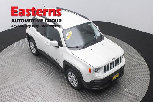 Alpine White 2017 Jeep Renegade Latitude