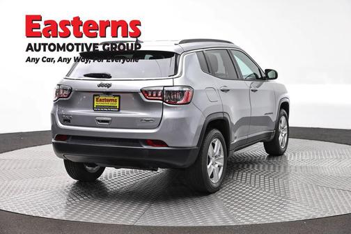 Billet Silver Metallic Clearcoat 2022 Jeep Compass Latitude