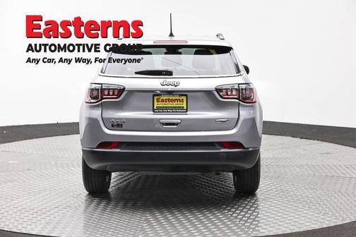 Billet Silver Metallic Clearcoat 2022 Jeep Compass Latitude