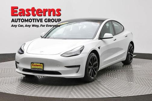 Pearl White Multi-Coat 2021 Tesla Model 3 Standard Range Plus