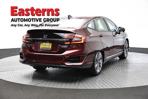 Crimson Pearl 2018 Honda Clarity Plug-In Hybrid Touring