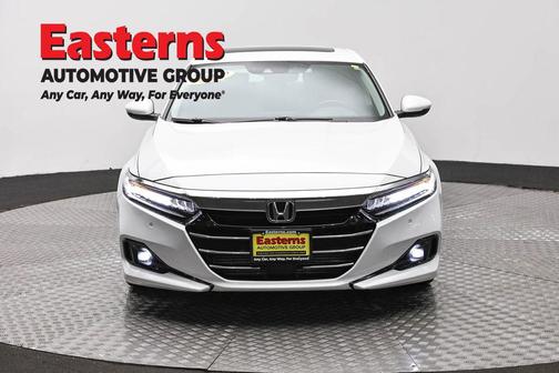 Platinum White Pearl 2021 Honda Accord Touring 2.0T