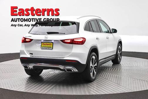 White 2025 Mercedes-Benz GLA 250 4MATIC