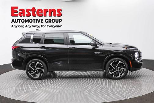 2023 Mitsubishi Outlander PHEV SE S-AWC