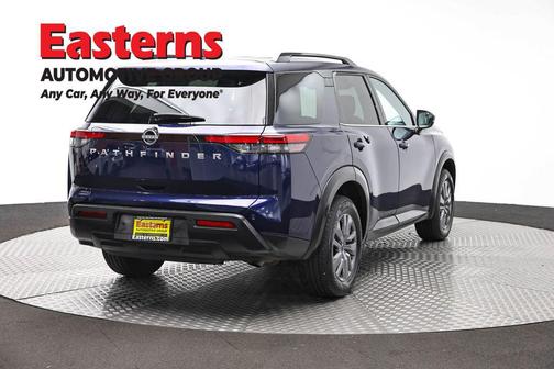 Deep Ocean Blue Pearl 2025 Nissan Pathfinder SV FWD