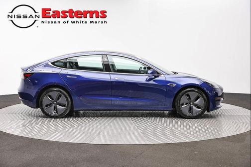Deep Blue Metallic 2018 Tesla Model 3 Long Range