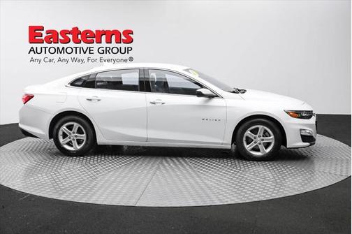 2022 Chevrolet Malibu FWD LT