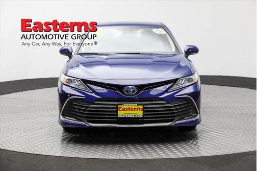2023 Toyota Camry Hybrid XLE