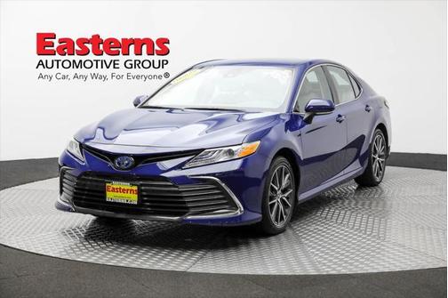 2023 Toyota Camry Hybrid XLE