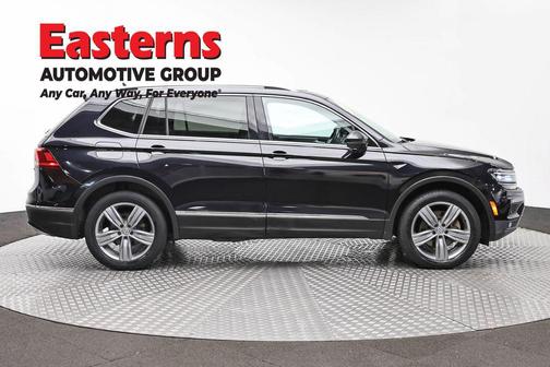 Deep Black Pearl 2019 Volkswagen Tiguan 4Motion