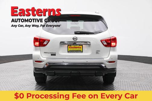 Pearl White Tricoat 2020 Nissan Pathfinder SL 4WD