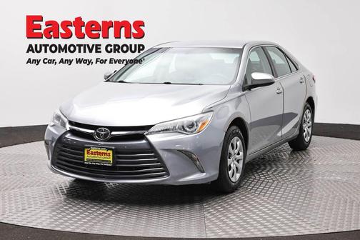 Celestial Silver Metallic 2017 Toyota Camry LE